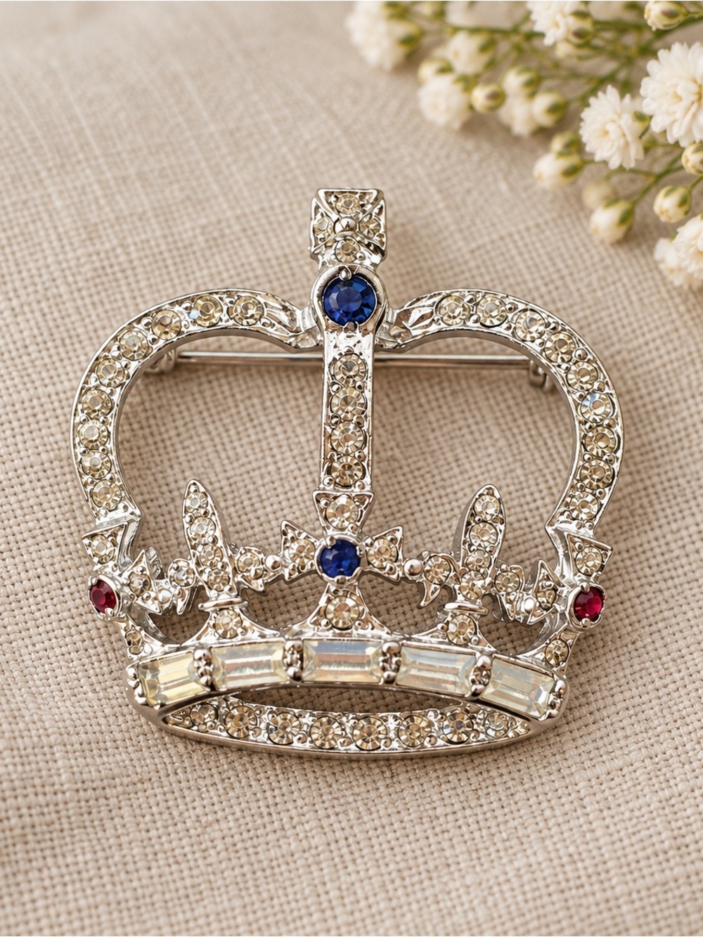 Vintage 1960s Signed Keyes Crown Rhinestone & Glass Brooch